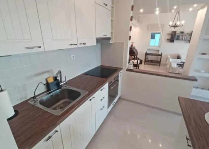 Villa Veranda Néoi Epivátai