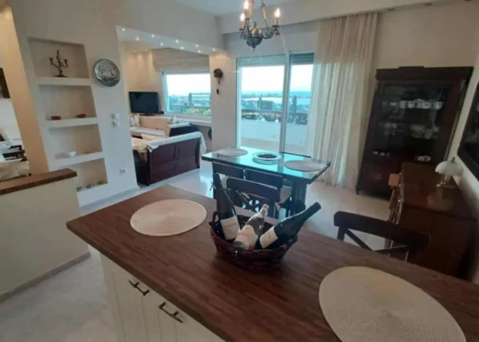 Villa Veranda Néoi Epivátai